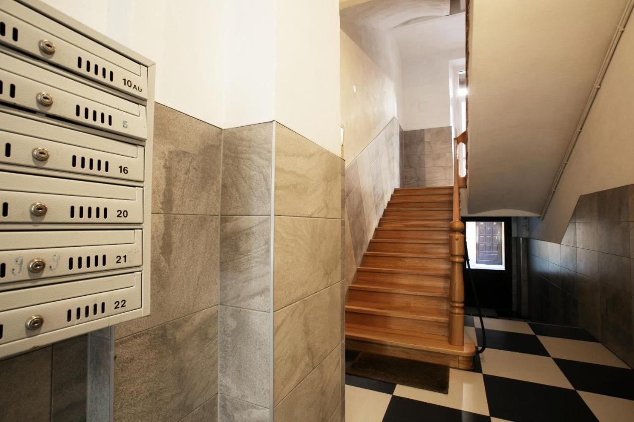 Old Town Apartment Краков Экстерьер фото